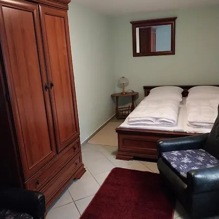 Zabka Mala Krynica Morska